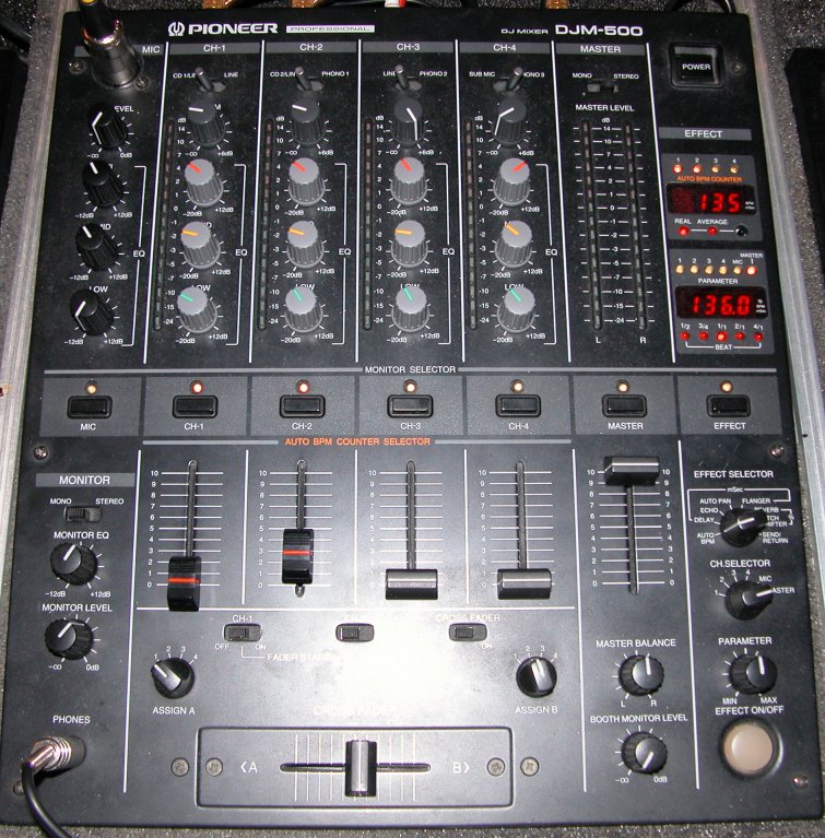 DJM-500 front view